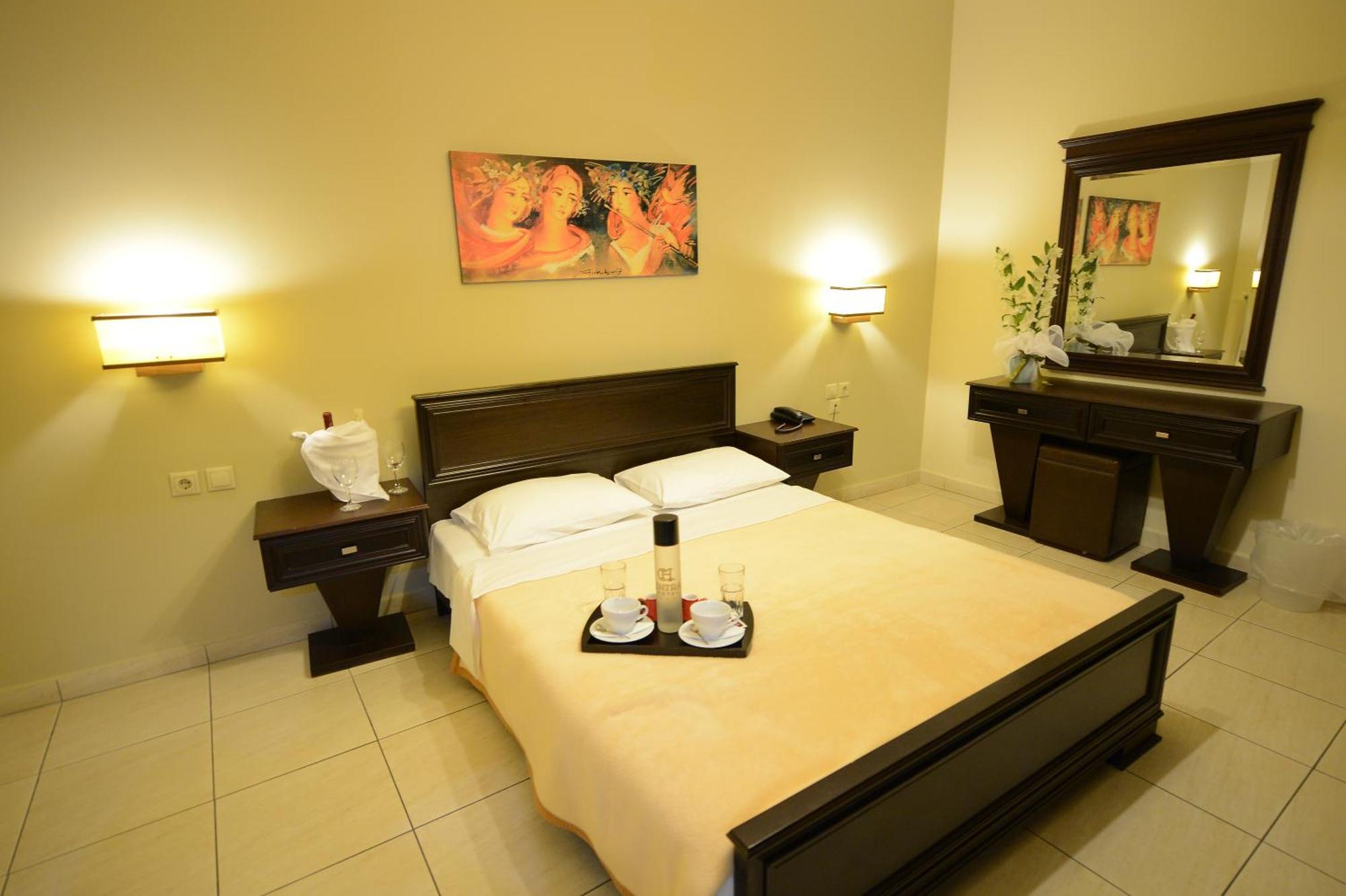 Central Hotel Paralía Eksteriør billede