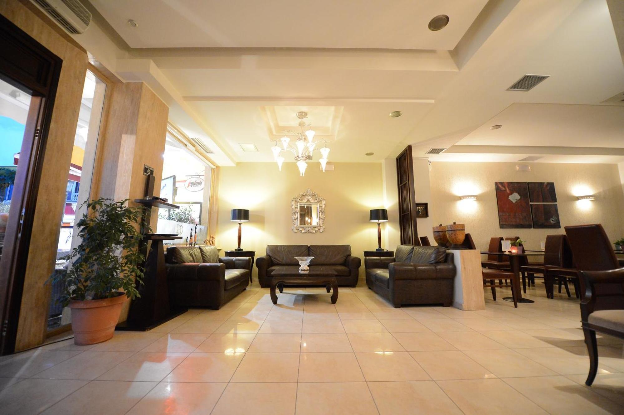 Central Hotel Paralía Eksteriør billede